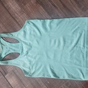 Lululemon Swiftly Women's 8 Seafoam Green Tank Top Racerback Athletic Workout